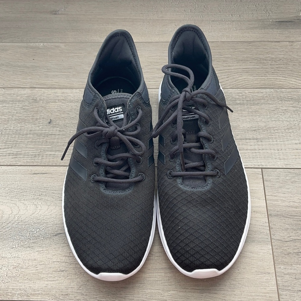 Adidas cloudform